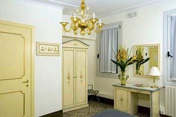 Cavanella Guest house Venice
